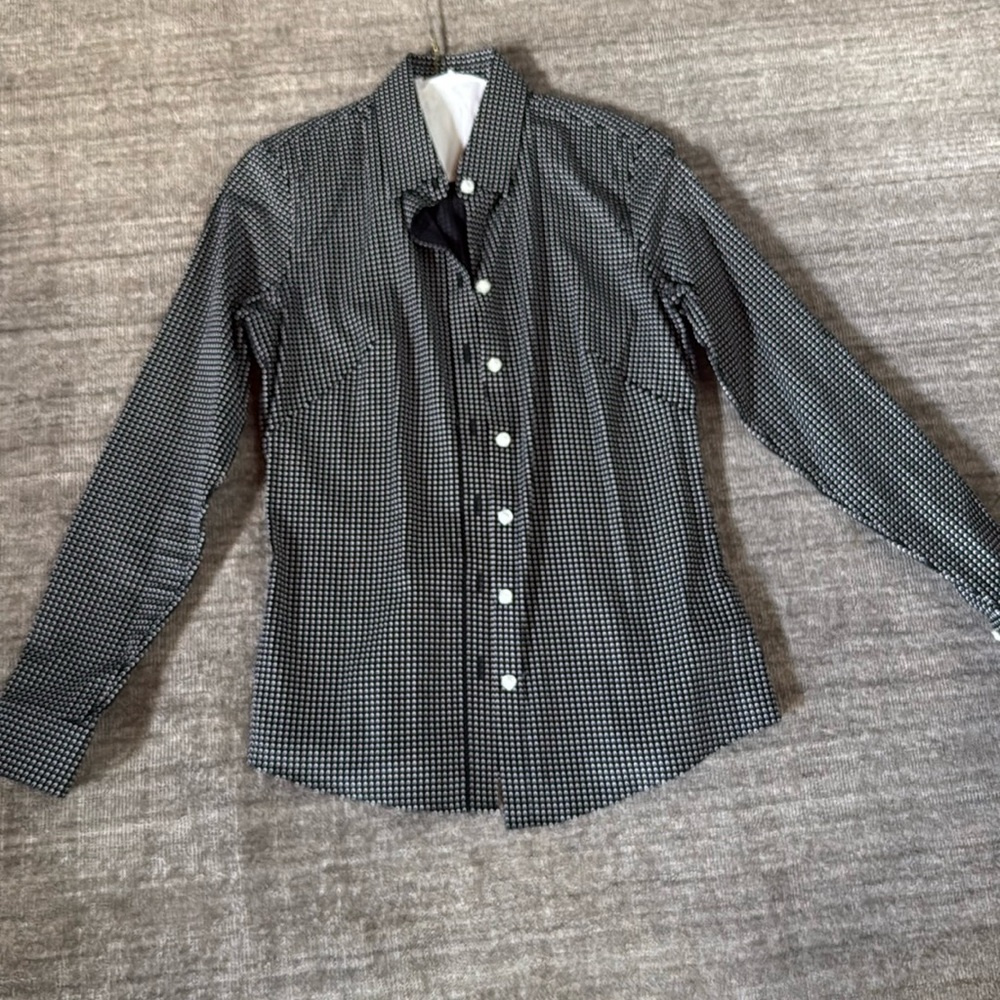 Fitted Button up